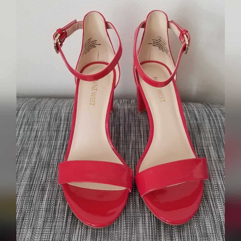 NEW Nine West heeled sandals